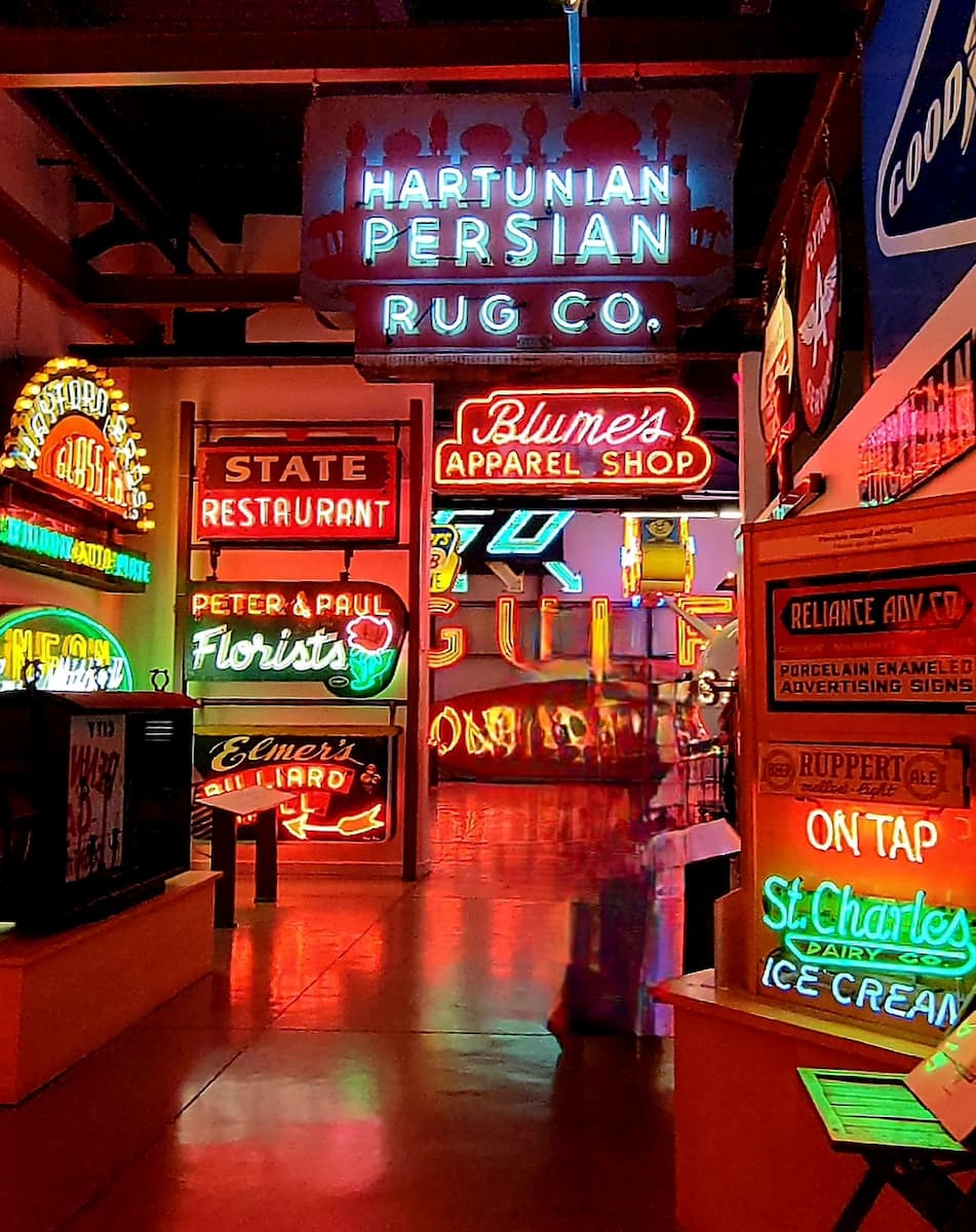 American Sign Museum, Cincinnati American Sign Museum, Cincinnati