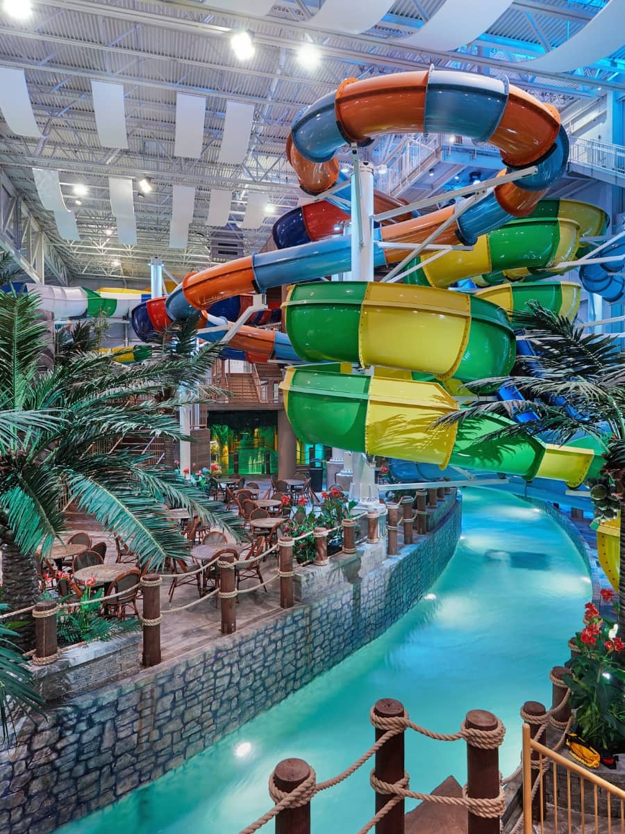 Bora Parc Indoor Waterpark, Quebec City Bora Parc Indoor Waterpark, Quebec City