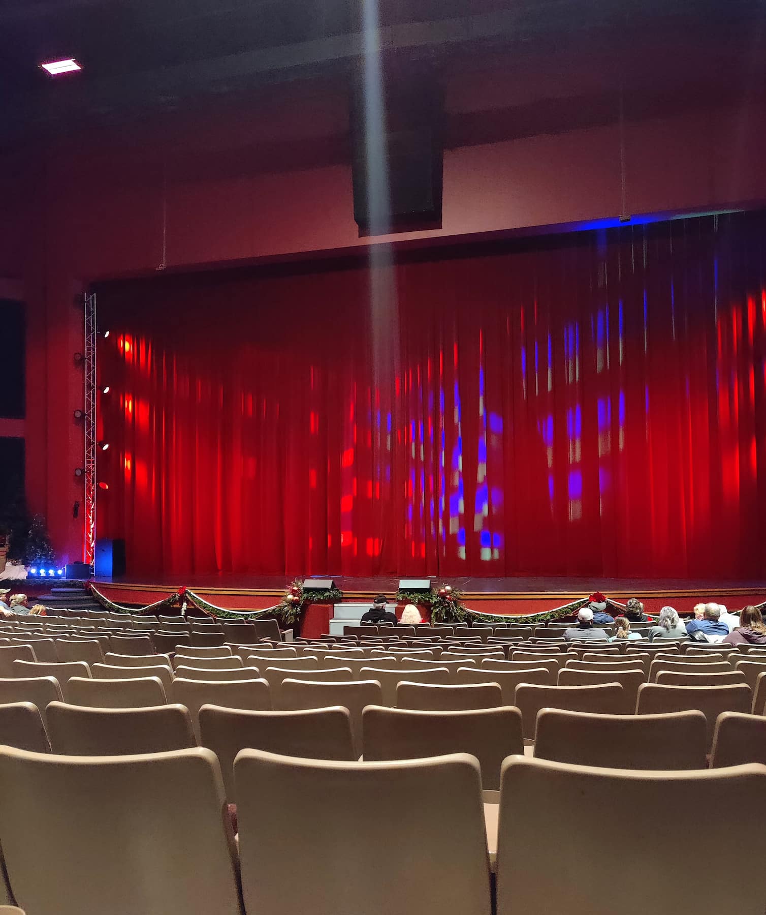 Country Tonite Pigeon Forge Country Tonite Pigeon Forge
