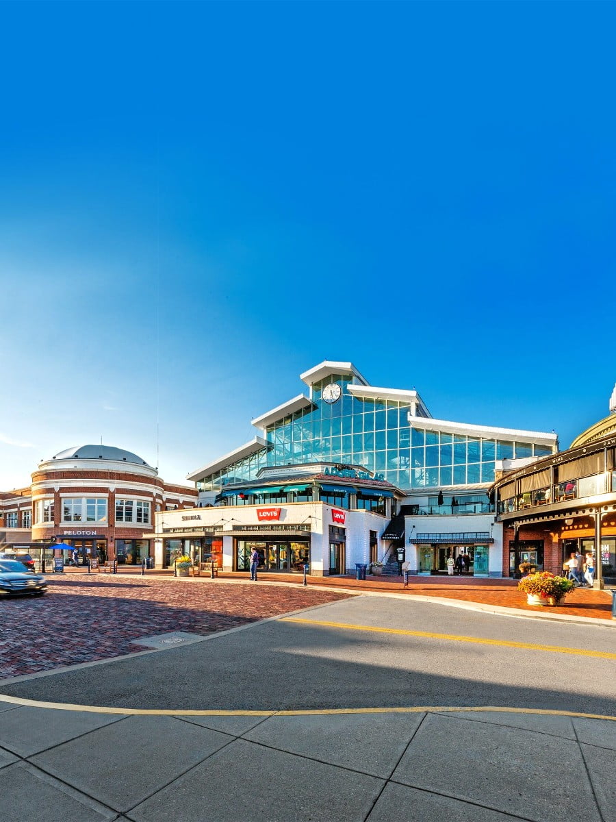 Easton Town Center, Columbus, Ohio Easton Town Center, Columbus, Ohio