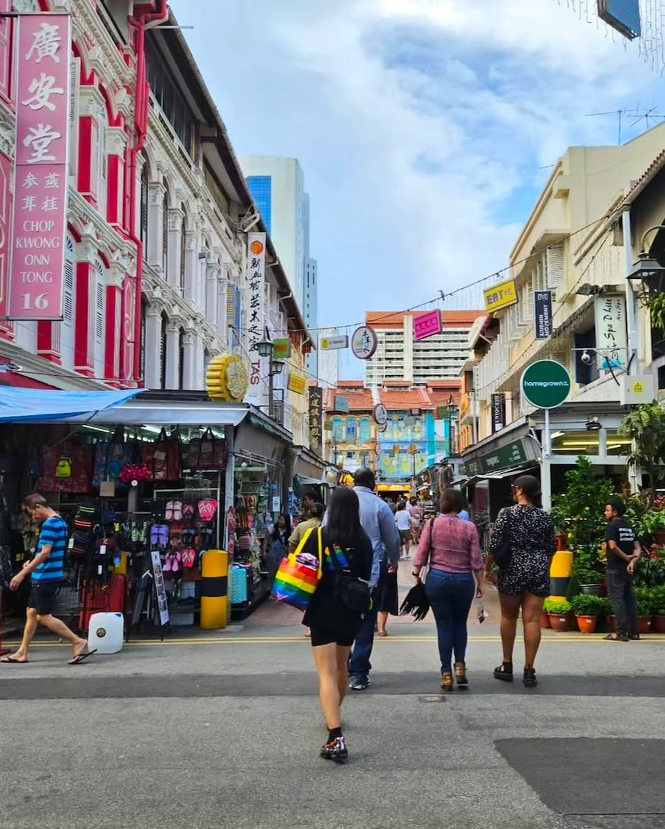 Explore Chinatown, Singapore Explore Chinatown, Singapore