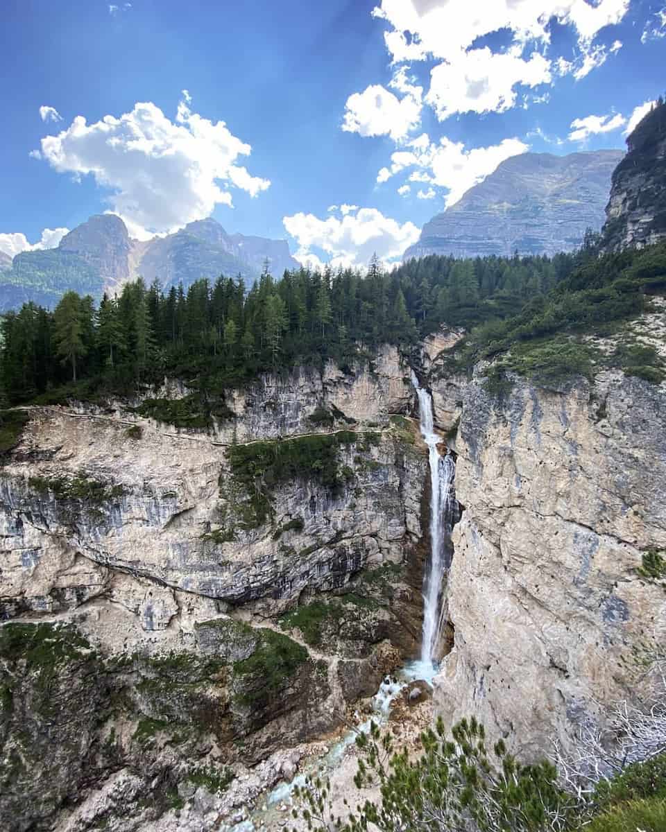 Fanes Waterfalls,  Cortina dāAmpezzo Fanes Waterfalls, Cortina dāAmpezzo