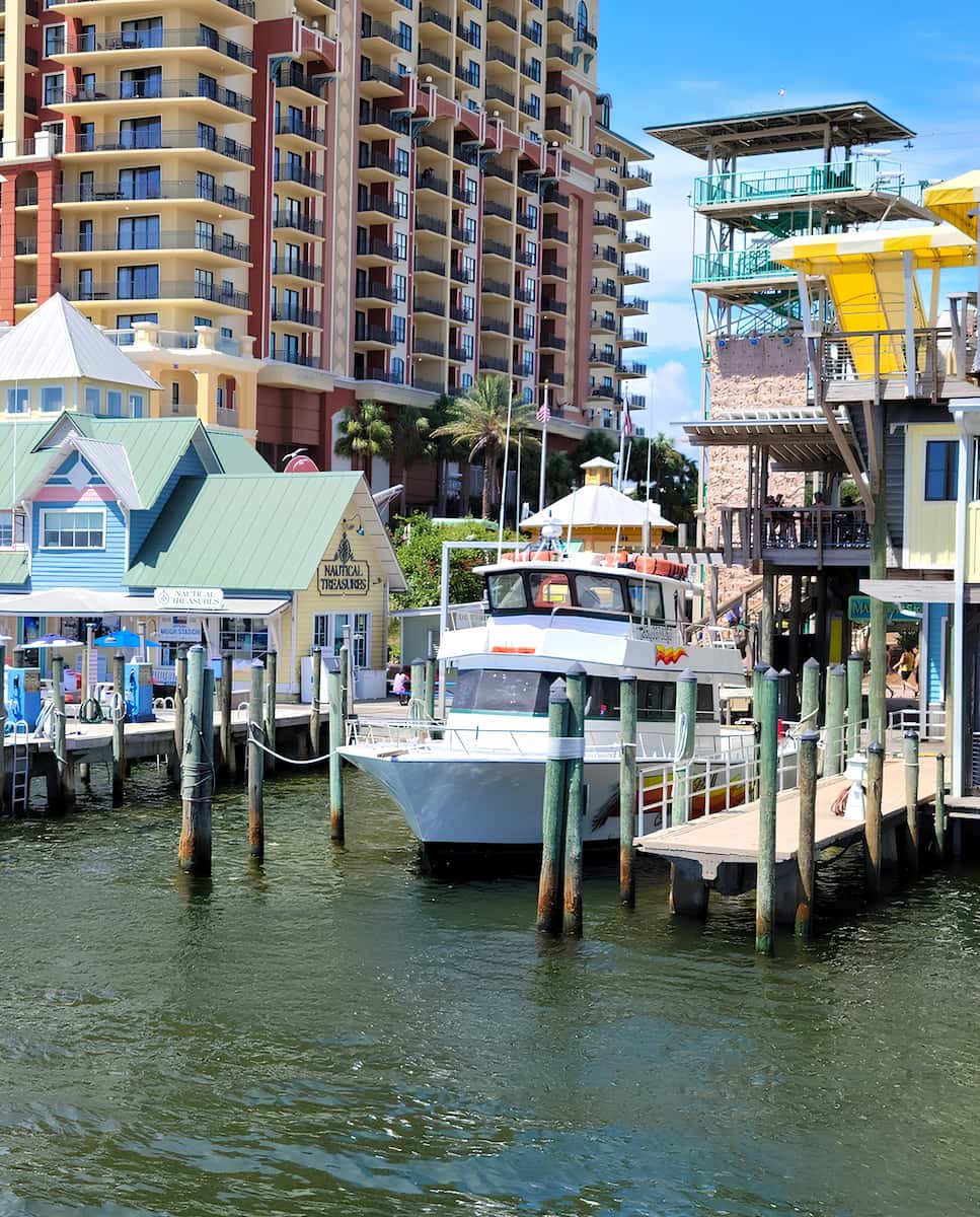 Harbor Boardwalk, FL Harbor Boardwalk, FL
