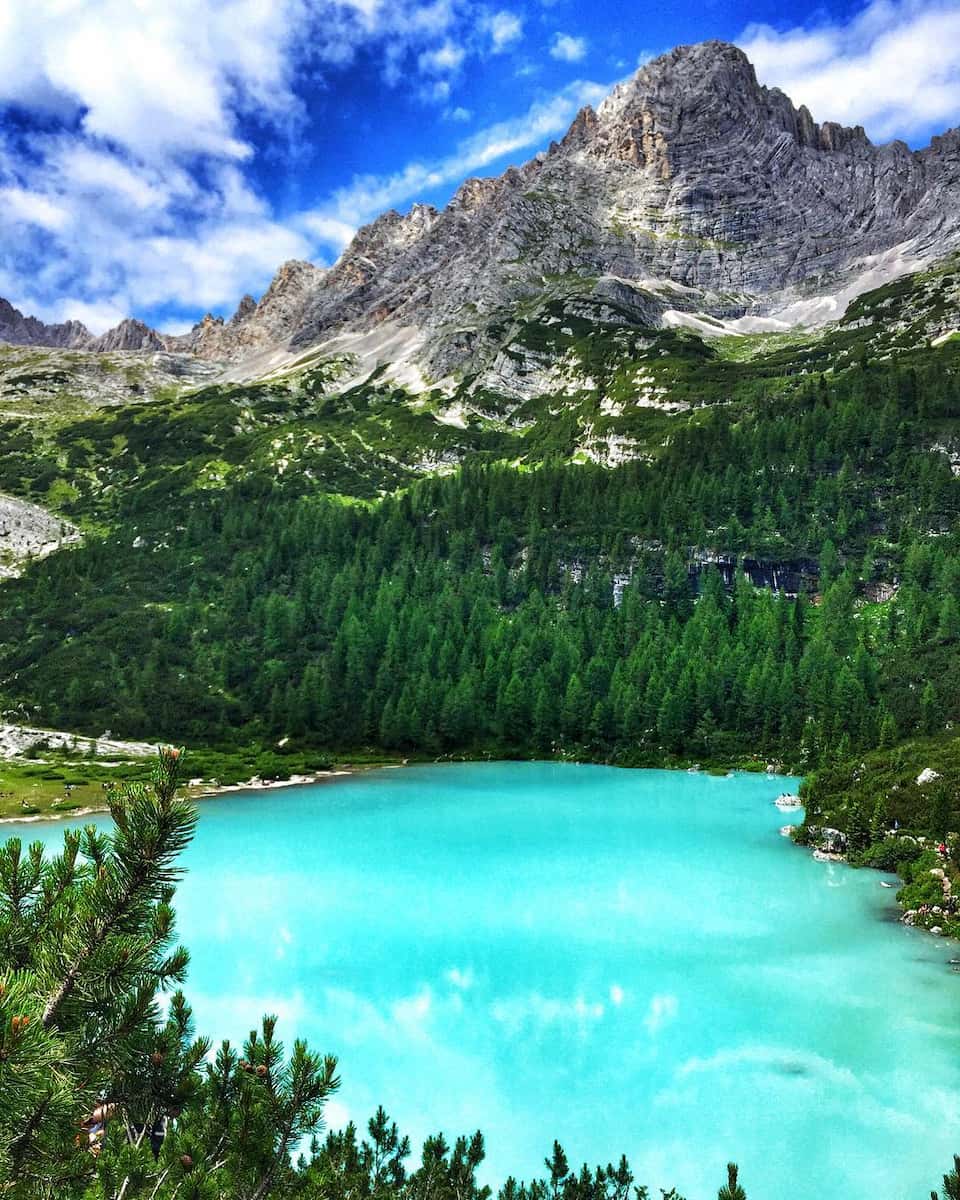 Lago di Sorapiss, Cortina d'Ampezzo Lago di Sorapiss, Cortina d'Ampezzo