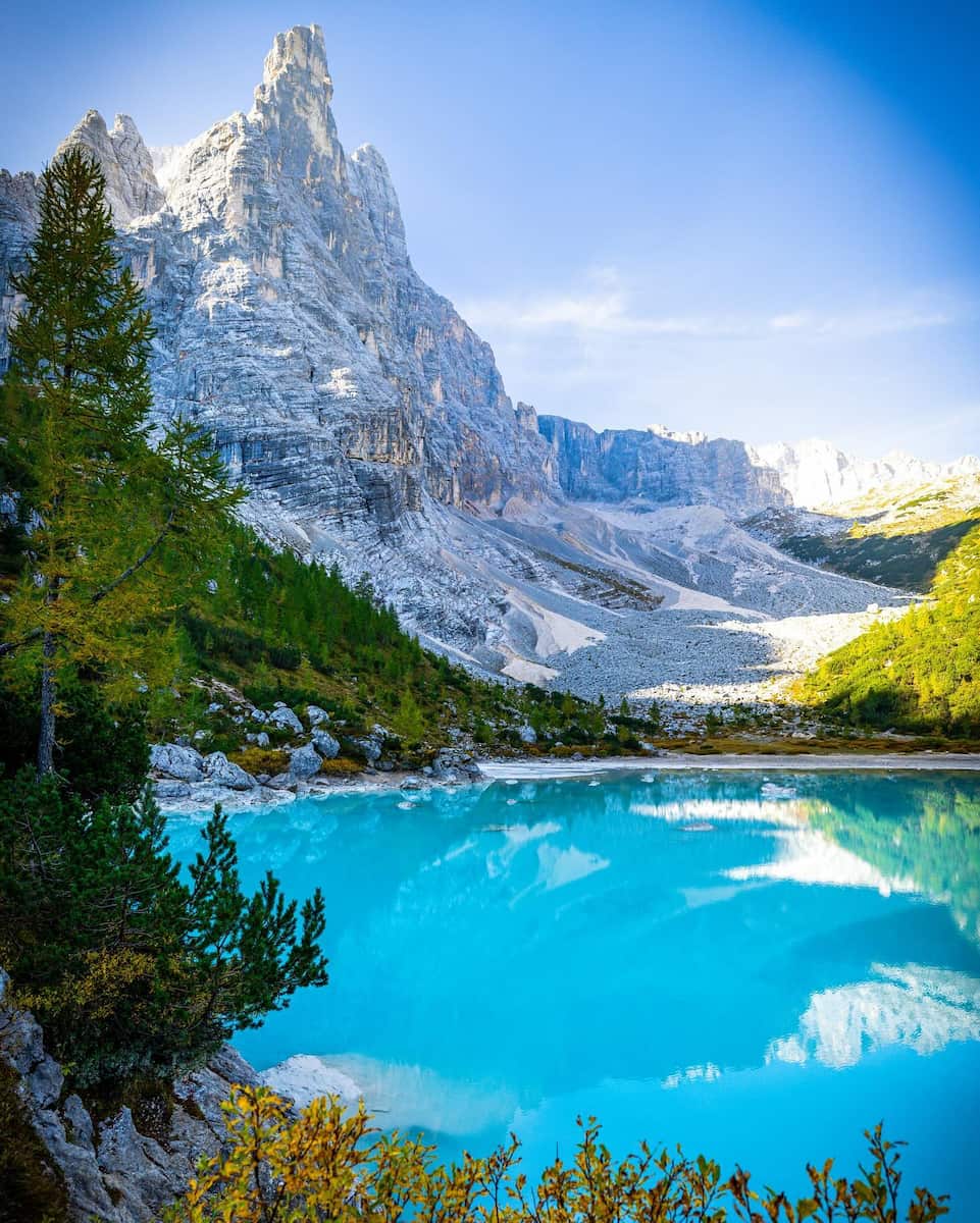 Lago di Sorapiss, Cortina d'Ampezzo Lago di Sorapiss, Cortina d'Ampezzo