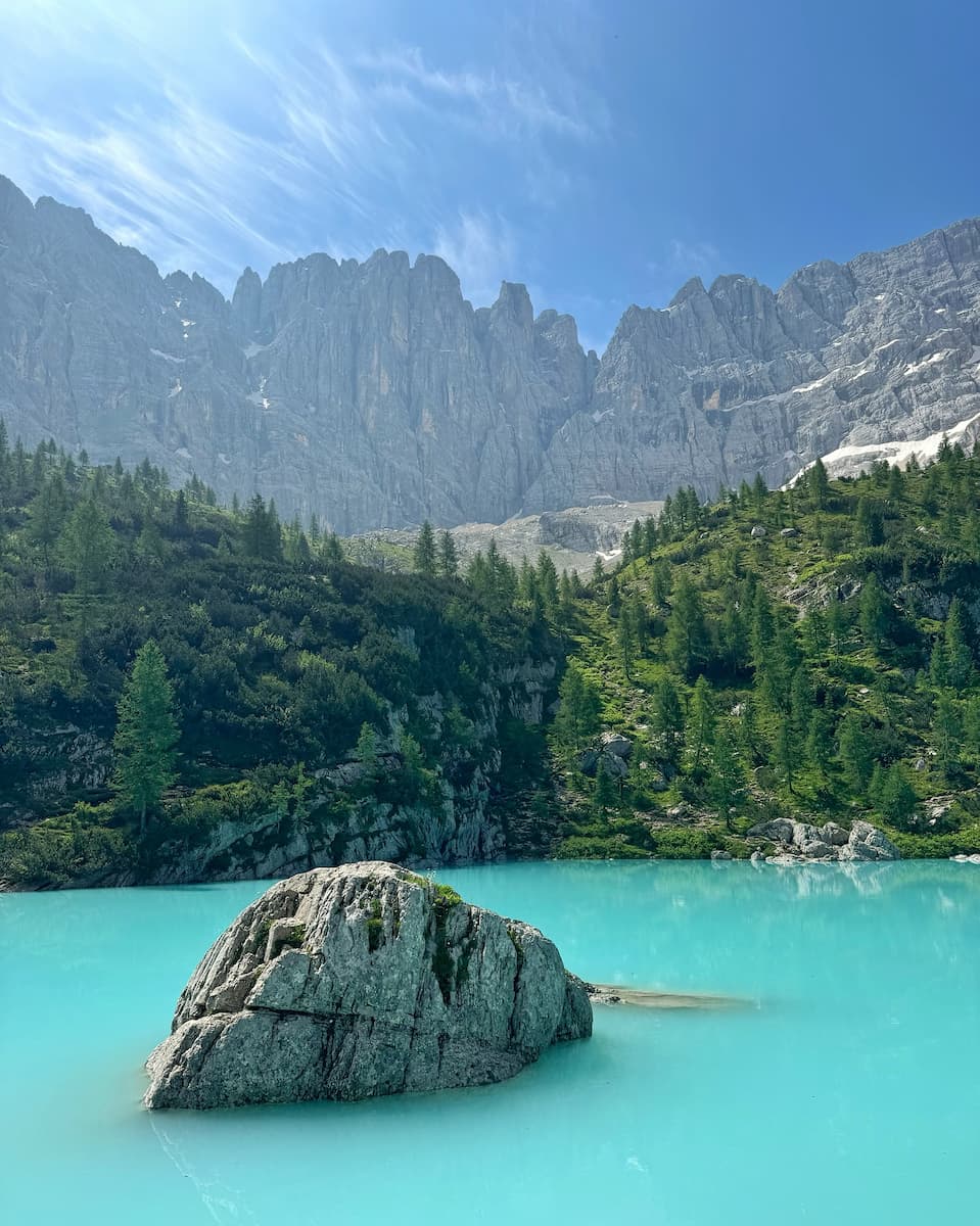Lago di Sorapiss, Cortina d'Ampezzo Lago di Sorapiss, Cortina d'Ampezzo