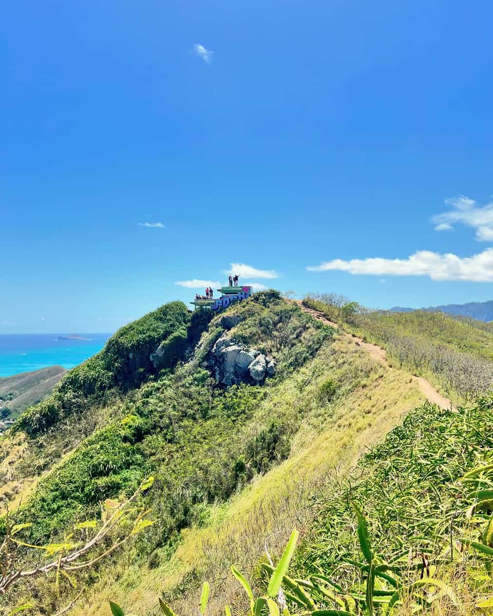 Lanikai Pillbox Trail, Honolulu Lanikai Pillbox Trail, Honolulu