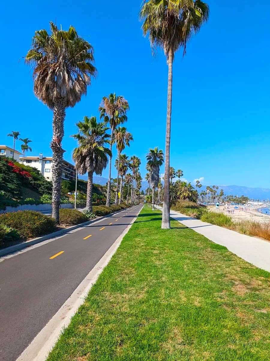 Leadbetter Beach, Santa Barbara Leadbetter Beach, Santa Barbara