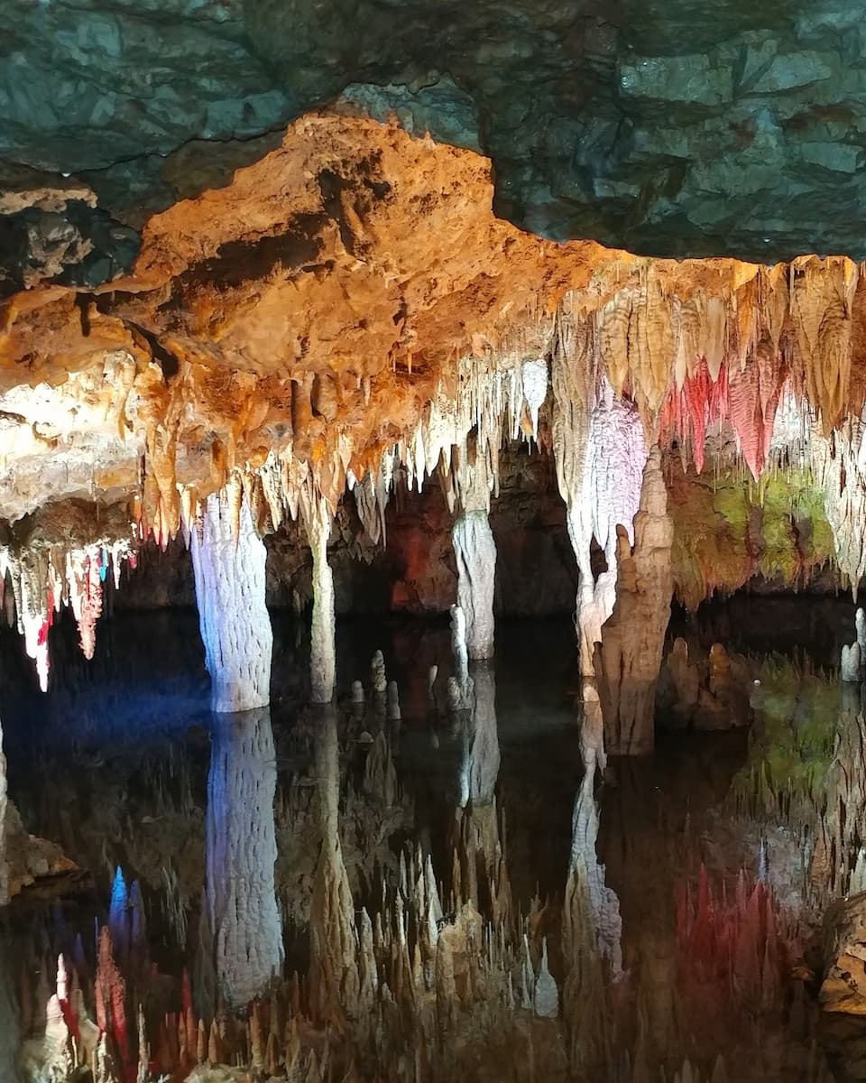 Meramec Caverns, Missouri Meramec Caverns, Missouri