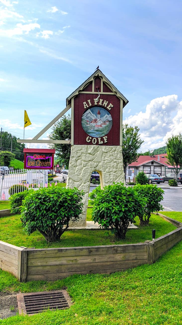 Mini Golf & Alpine Amusements, Helen Mini Golf & Alpine Amusements, Helen