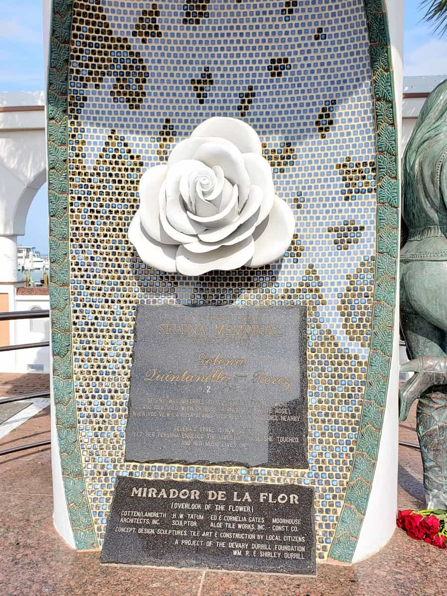 Mirador de la Flor, Corpus Christi Mirador de la Flor, Corpus Christi
