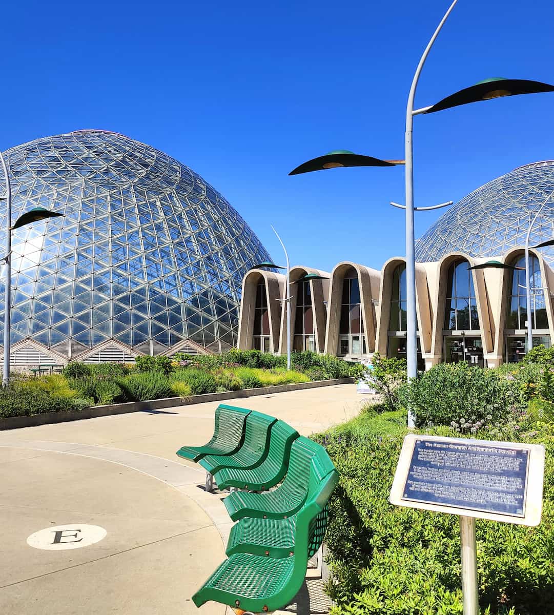 Mitchell Park Domes, Milwaukeee 2 Mitchell Park Domes, Milwaukee