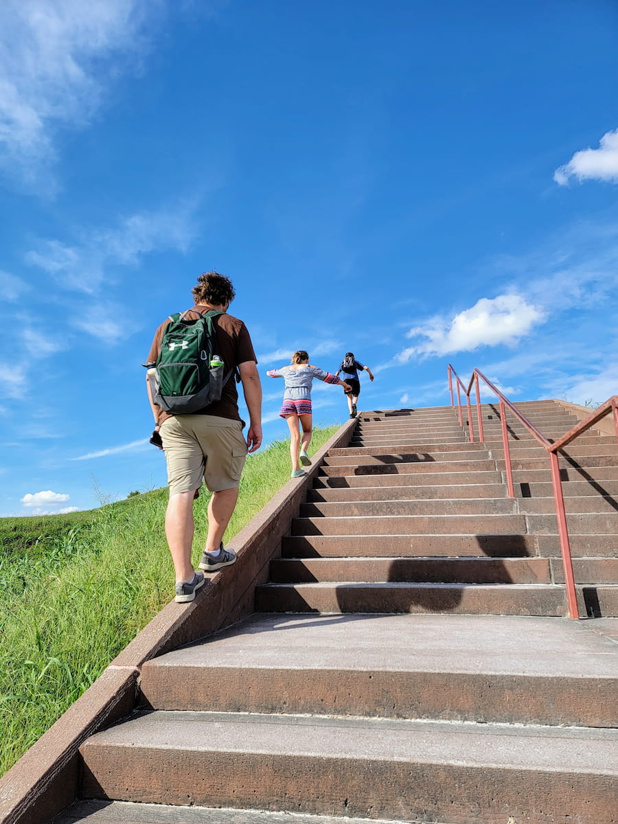 Monks Mound, Illinois Monks Mound, Illinois