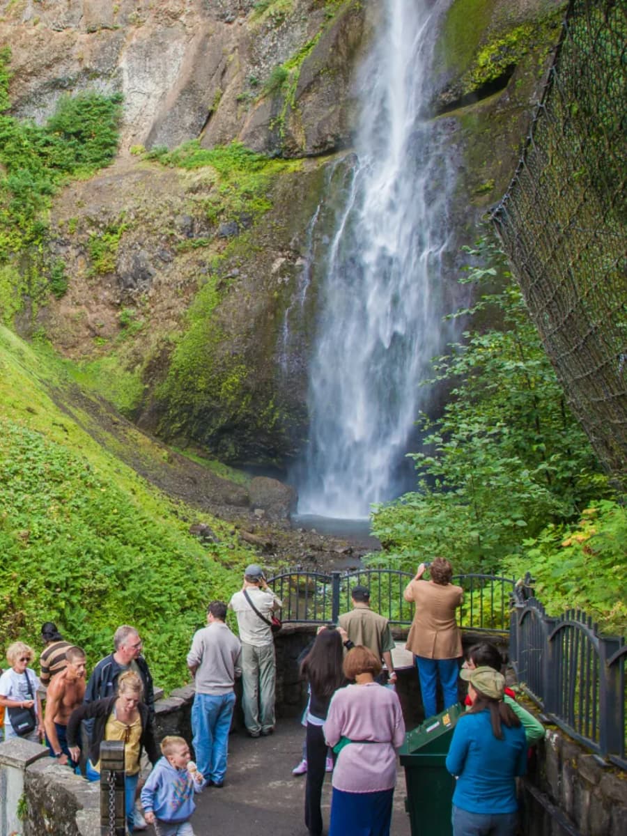 Multnomah Falls, Portland Multnomah Falls, Portland