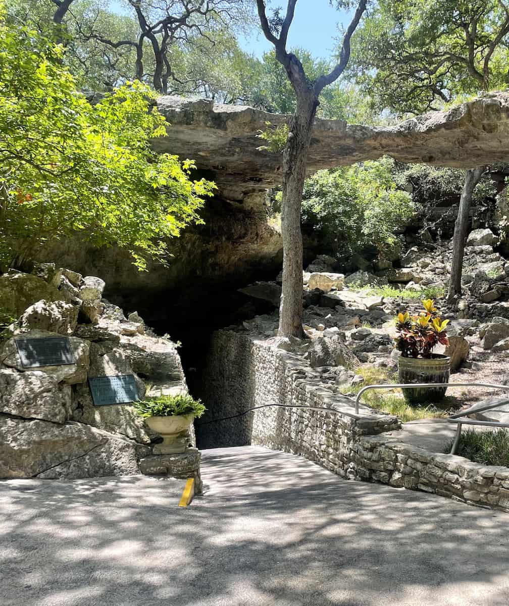 Natural Bridge Caverns, Texas Natural Bridge Caverns, Texas