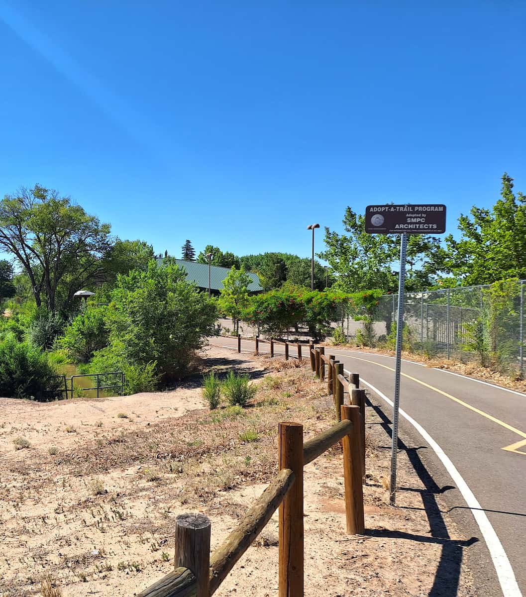 Paseo del Bosque Trail, Albuquerque Paseo del Bosque Trail, Albuquerque