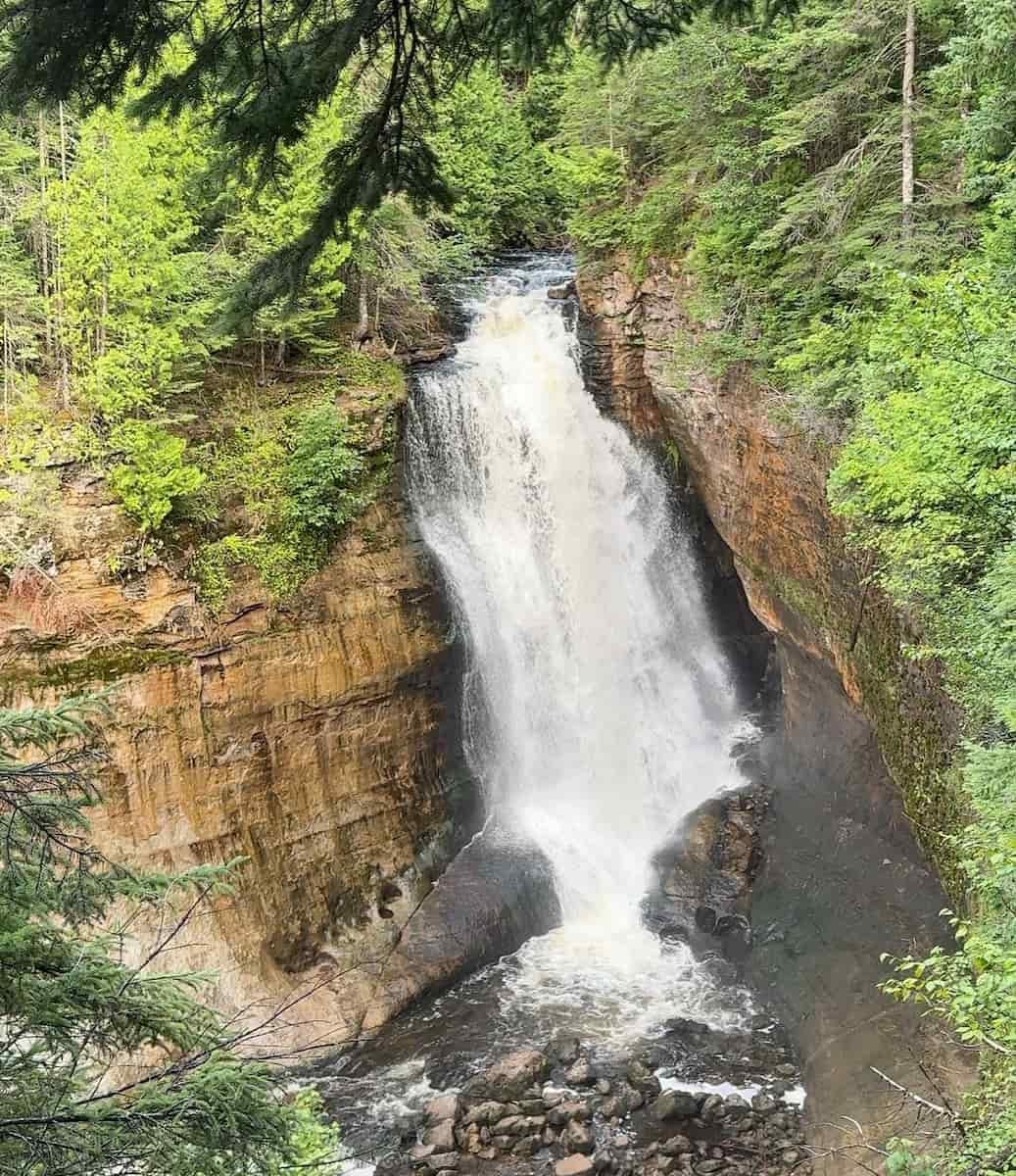 Pictured Rocks National Lakeshore, Michigan Pictured Rocks National Lakeshore, Michigan