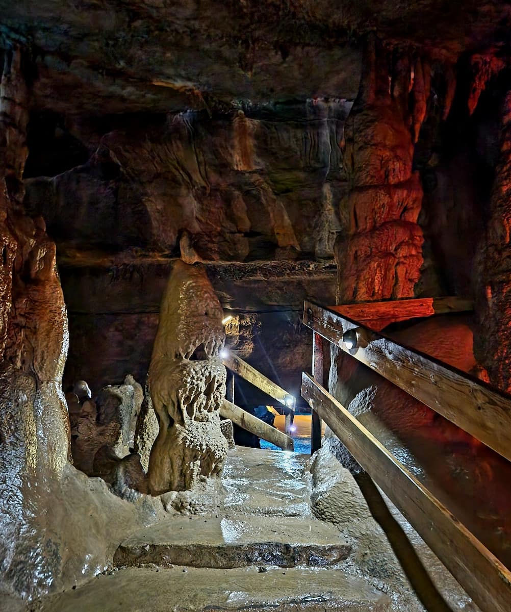 Raccoon Mountain Caverns, Chattanooga Raccoon Mountain Caverns, Chattanooga