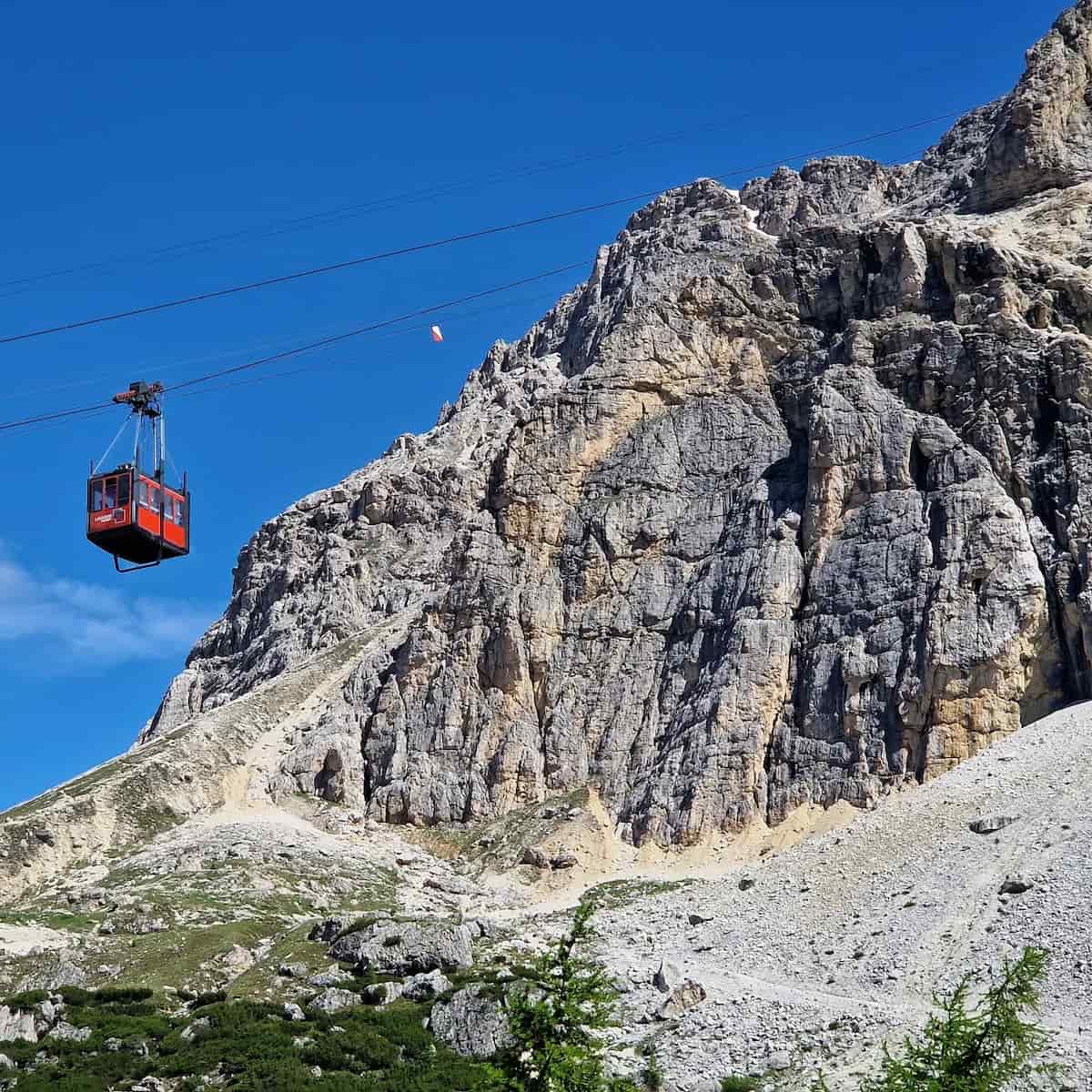 Rifugio Lagazuoi & Cable Car, Cortina d'Ampezzo Rifugio Lagazuoi & Cable Car, Cortina d'Ampezzo