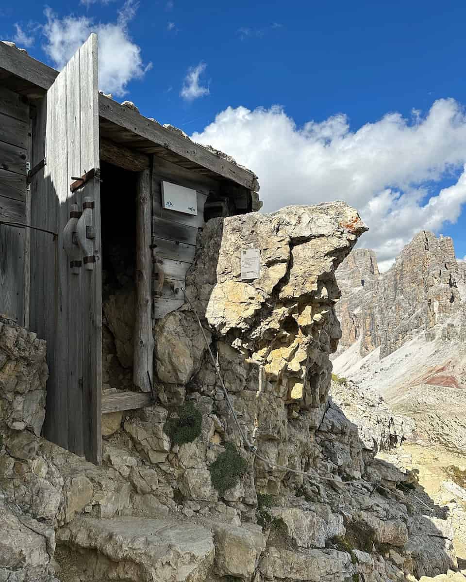 Rifugio Lagazuoi & Cable Car, Cortina d'Ampezzo Rifugio Lagazuoi & Cable Car, Cortina d'Ampezzo