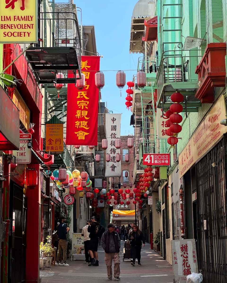 San Francisco’s Chinatown San Francisco’s Chinatown