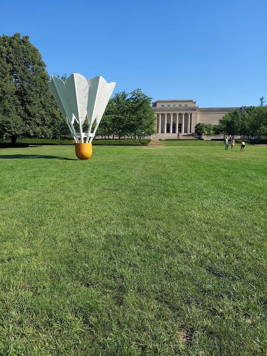 Sculpture Park and Shuttlecocks, Kansas City Sculpture Park and Shuttlecocks, Kansas City