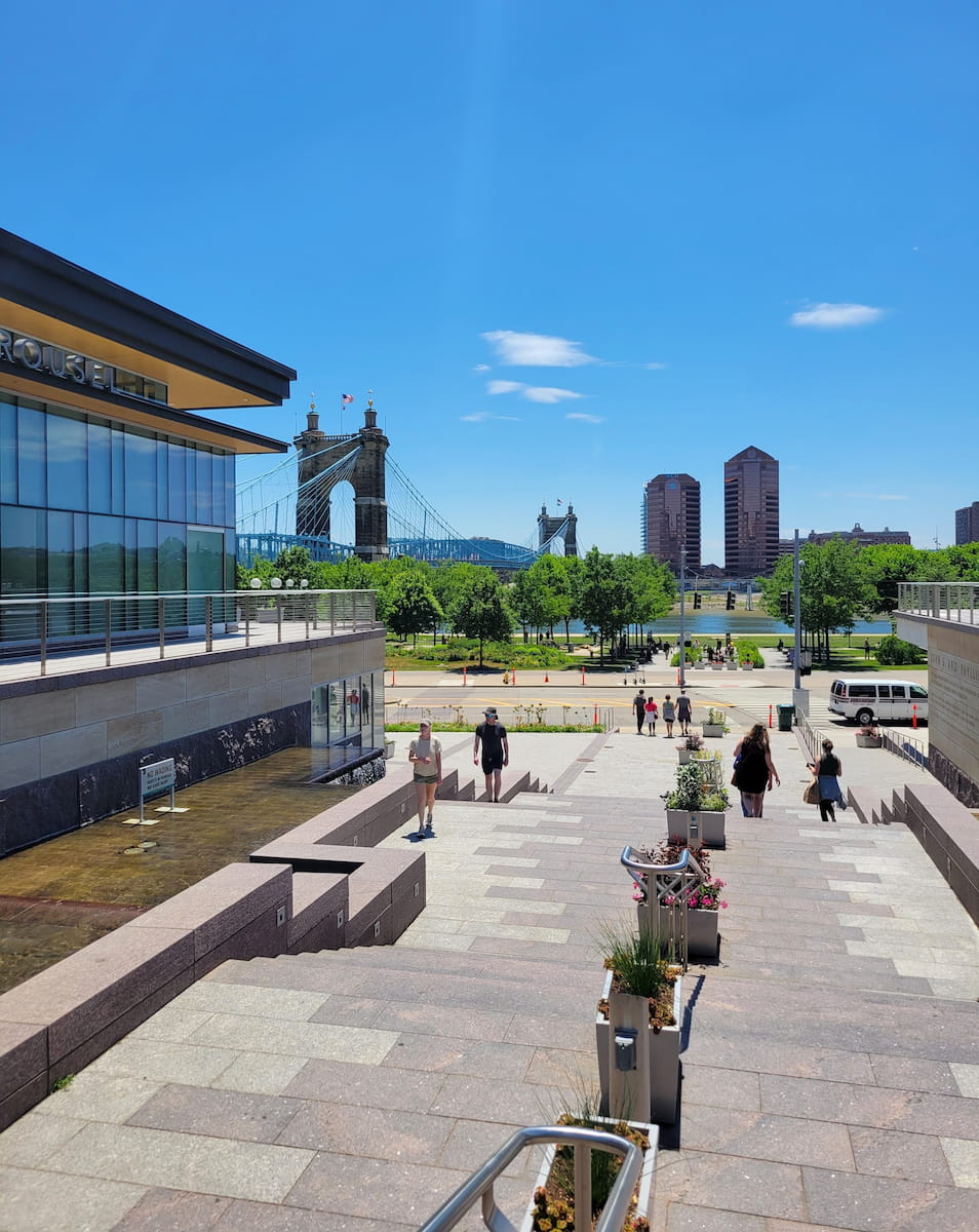Smale Riverfront Park, Cincinnati Smale Riverfront Park, Cincinnati