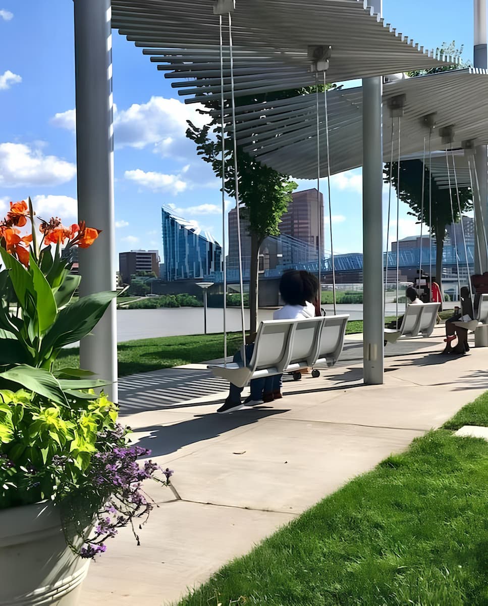 Smale Riverfront Park, Cincinnati Smale Riverfront Park, Cincinnati