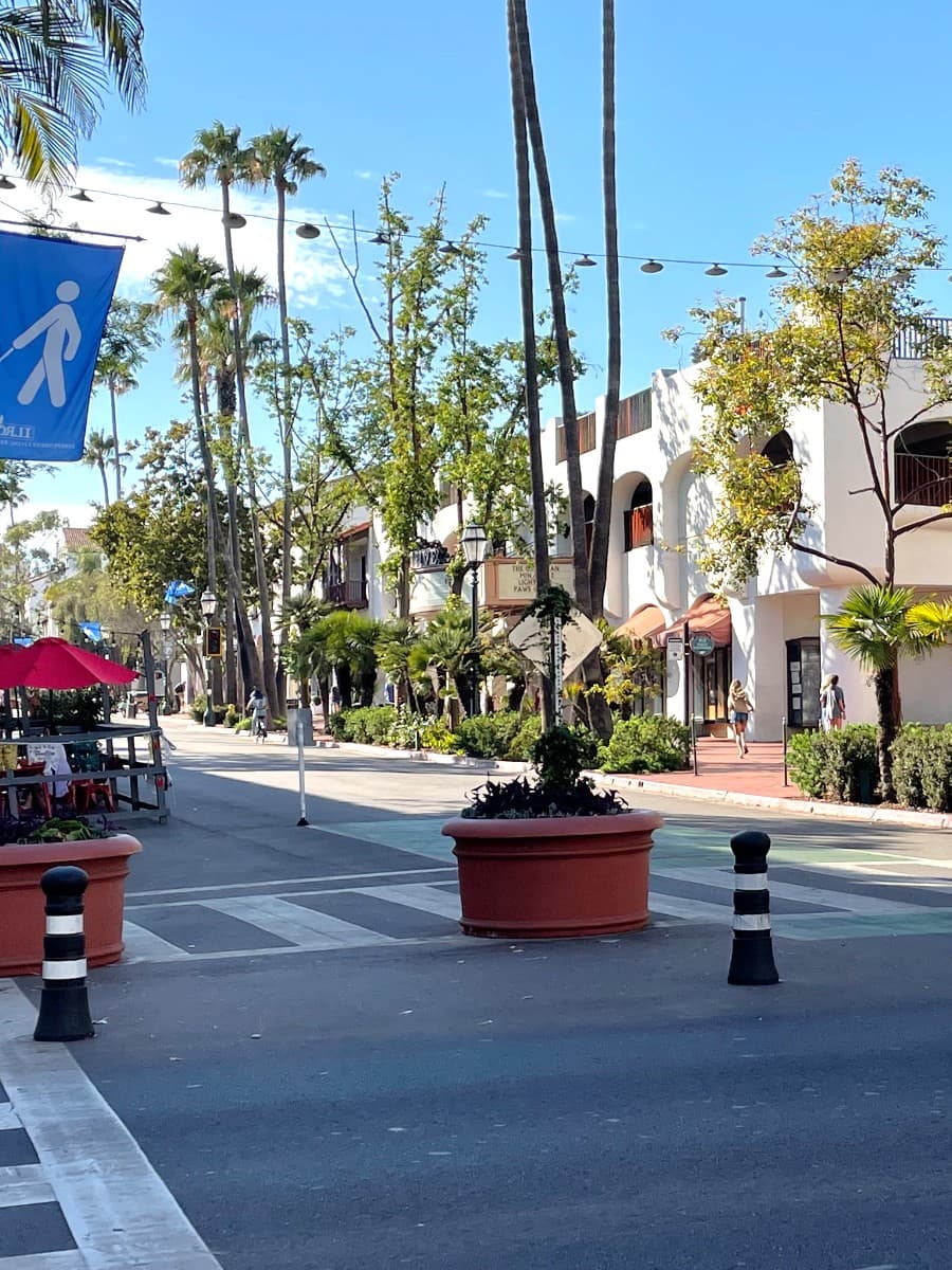 State Street, Santa Barbara State Street, Santa Barbara