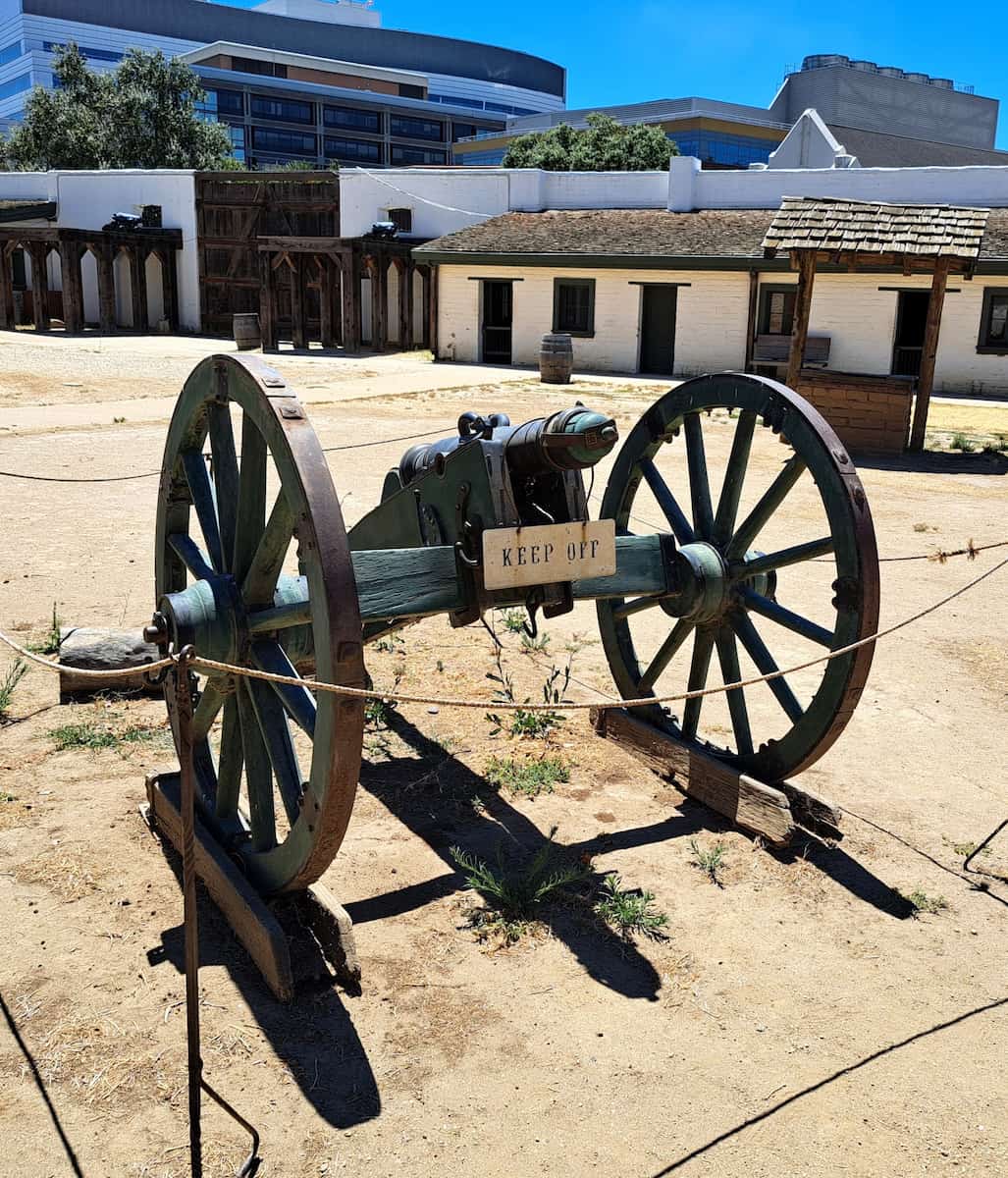 Sutter's Fort Sacramento Sutter's Fort Sacramento
