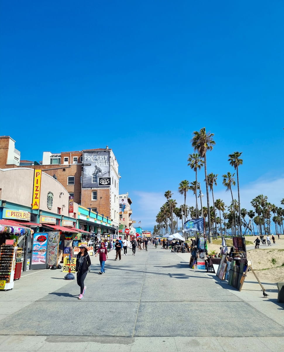 Venice Beach Boardwalk, LA Venice Beach Boardwalk, LA