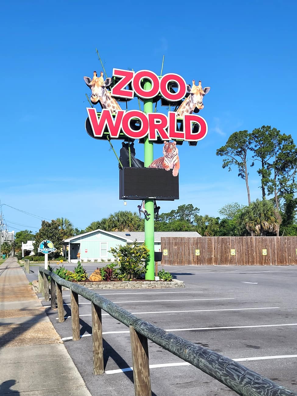 ZooWorld Zoological Park, Panama City Beach ZooWorld Zoological Park, Panama City Beach