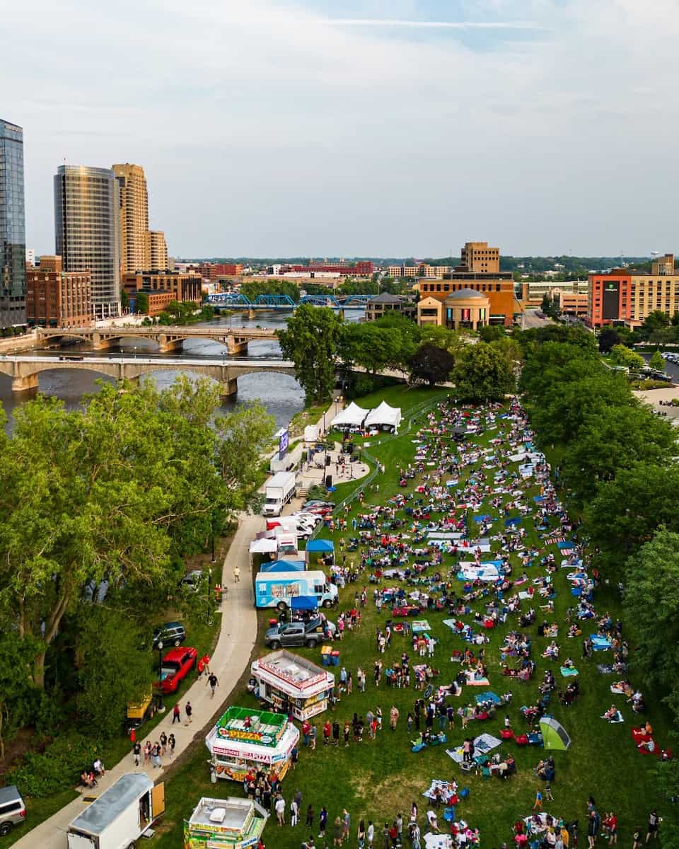 Ah-Nab-Awen Park, Grand Rapids Ah-Nab-Awen Park, Grand Rapids