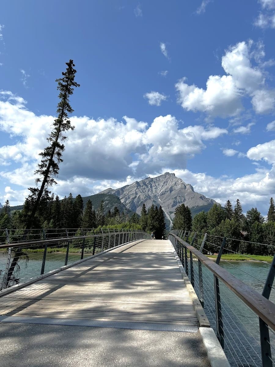 Bow River, Banff, Alberta Bow River, Banff, Alberta