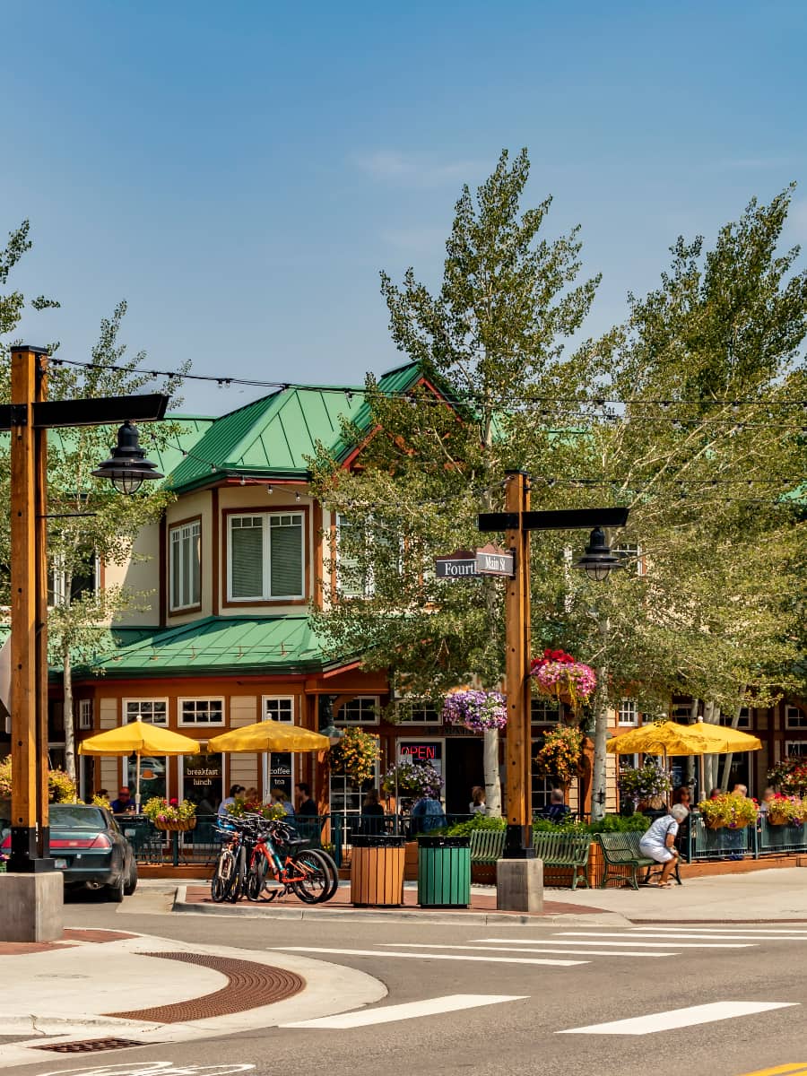 Central Avenue, Breckenridge Central Avenue, Breckenridge