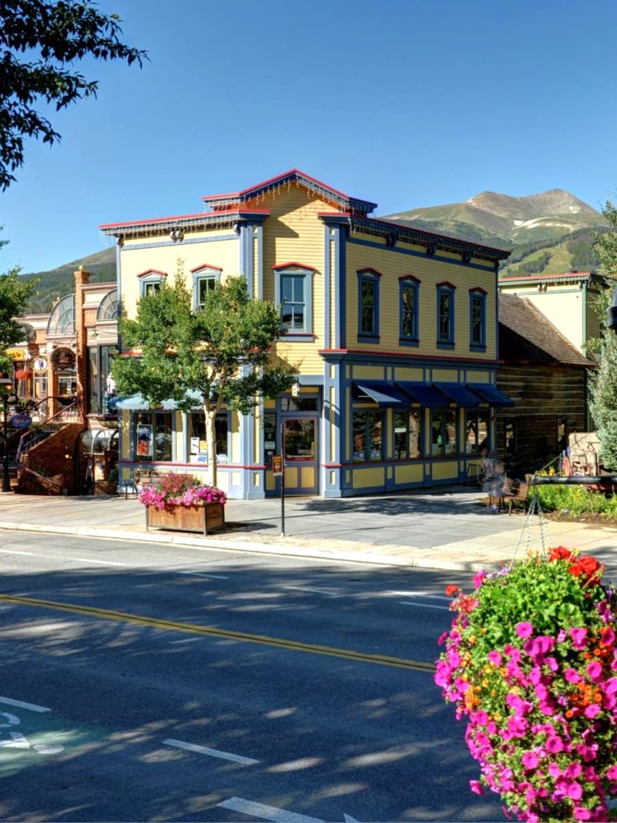 Central Avenue, Breckenridge Central Avenue, Breckenridge