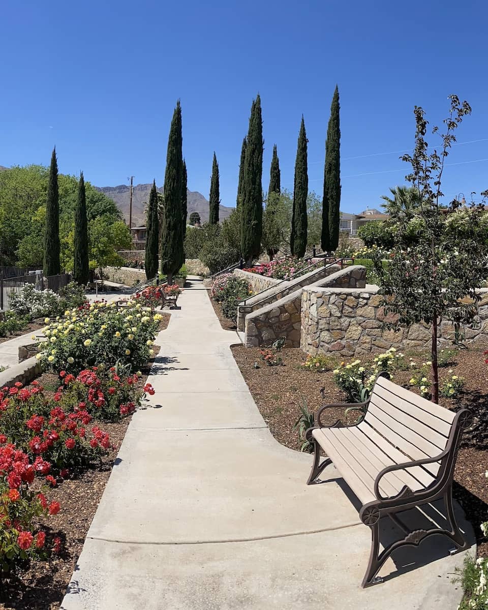 El Paso Municipal Rose Garden El Paso Municipal Rose Garden