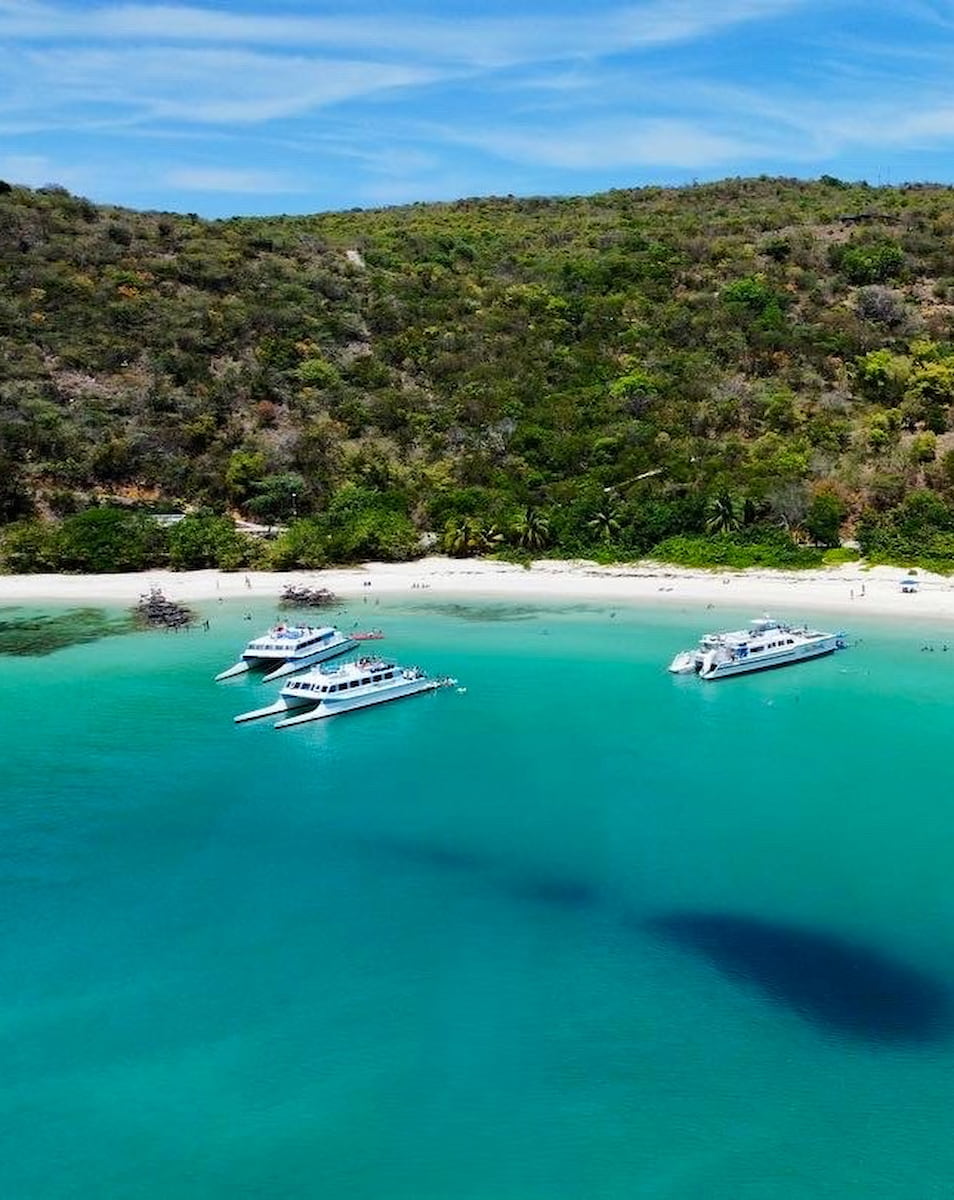 Flamenco Beach, San Juan Flamenco Beach, San Juan
