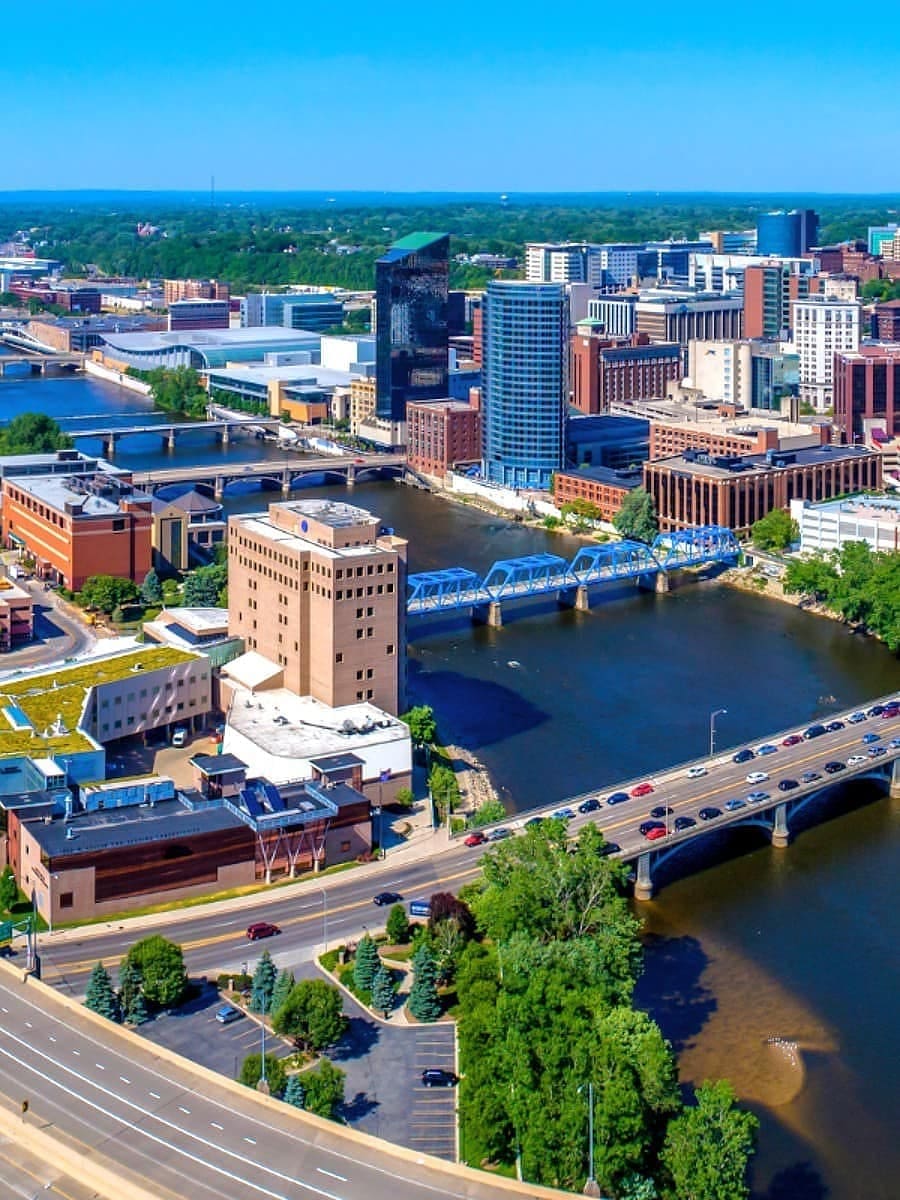 Grand Rapids, MI Grand Rapids, MI