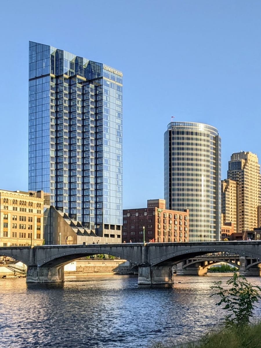 Grand Rapids, MI Grand Rapids, MI