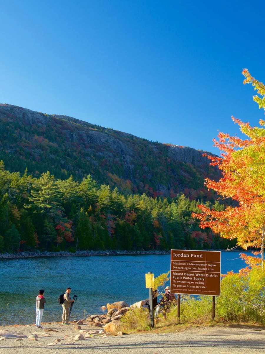 Jordan Pond, Bar Harbor, Maine Jordan Pond, Bar Harbor, Maine