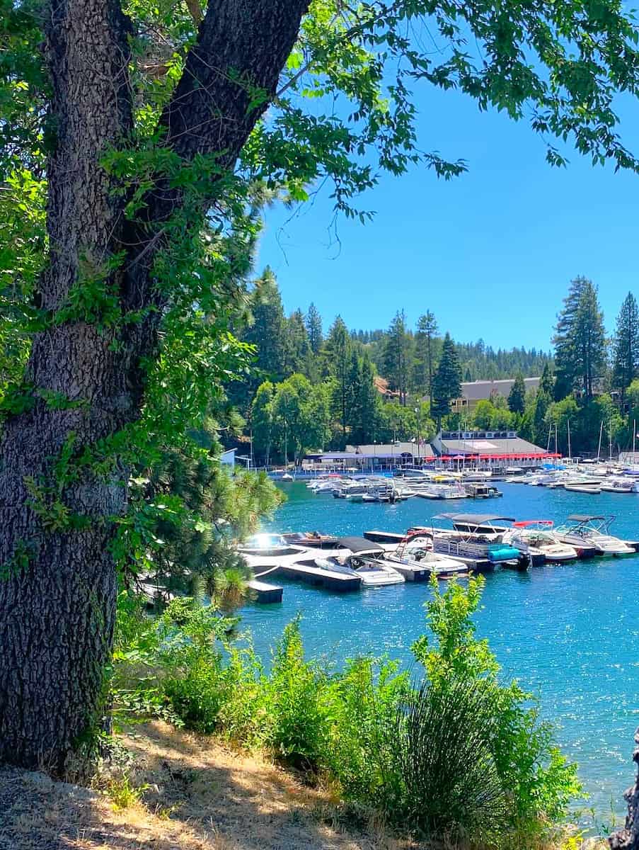 Lake Arrowhead, California Lake Arrowhead, California