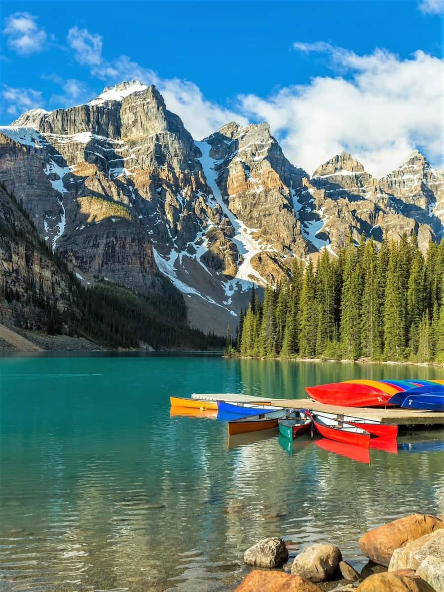 Moraine Lake, Canada Moraine Lake, Canada