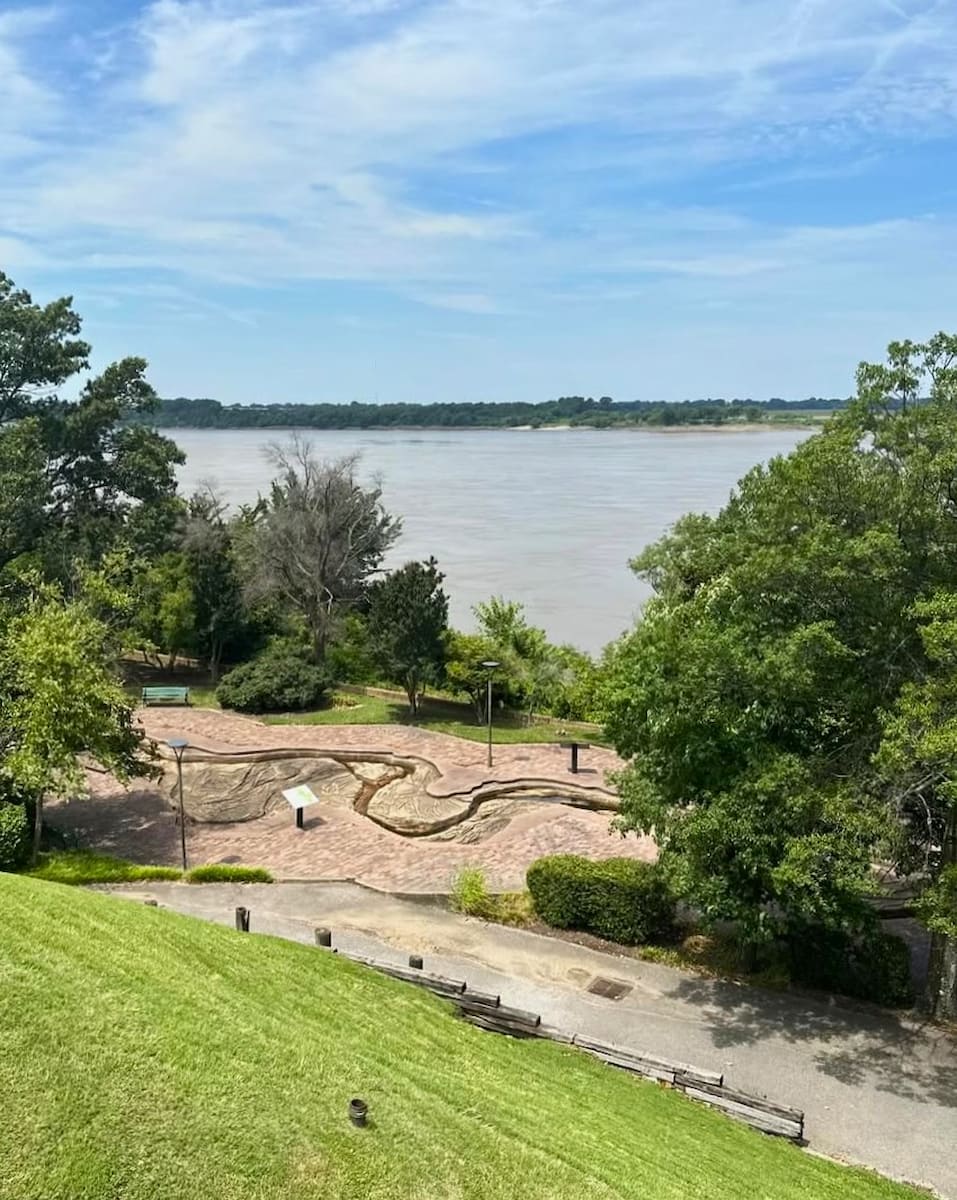 Mud Island River Park, Memphis Mud Island River Park, Memphis