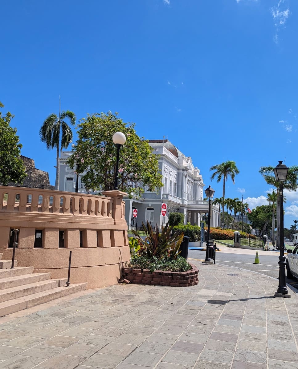 Plaza Colón, San Juan Plaza Colón, San Juan