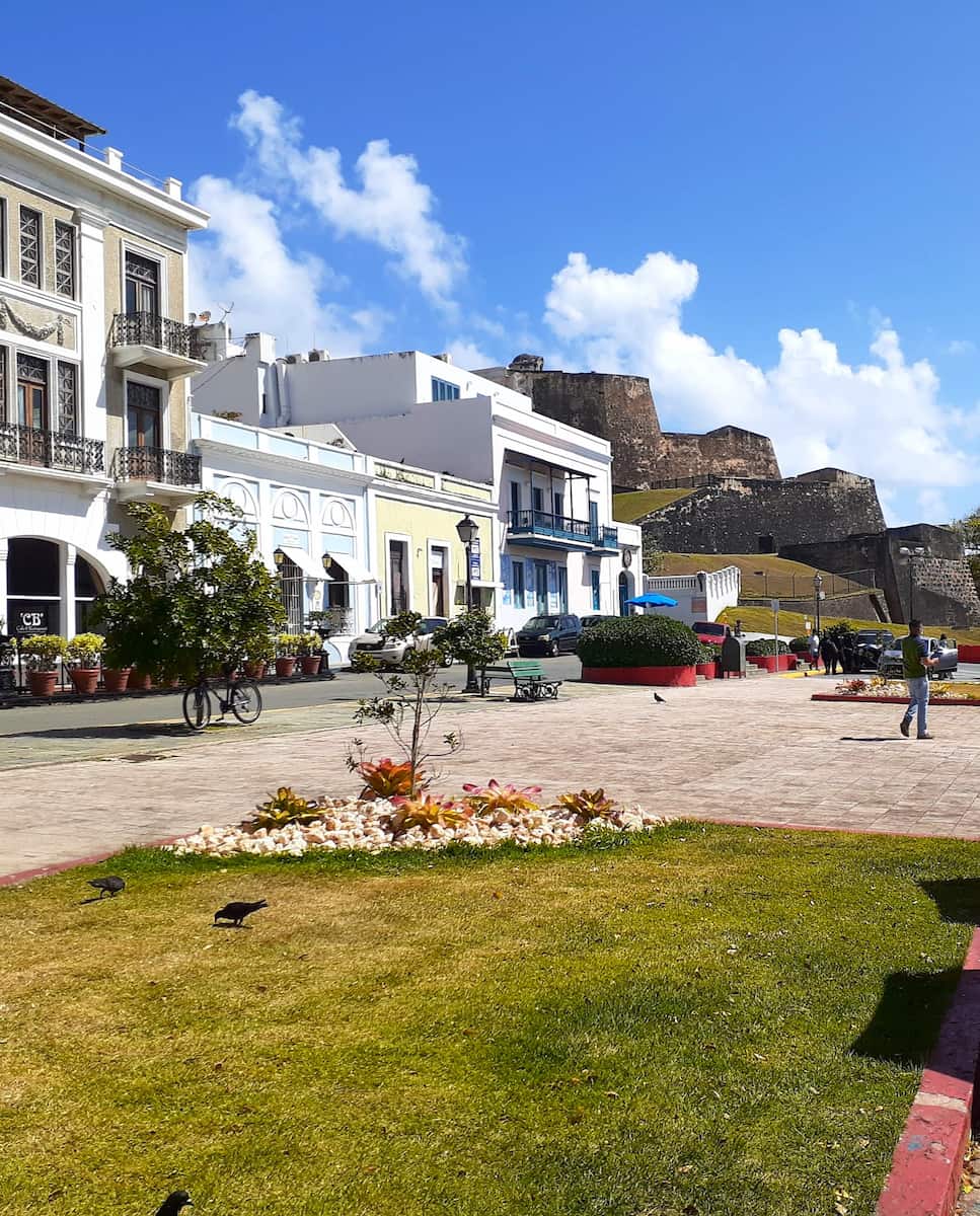 Plaza Colón, San Juan Plaza Colón, San Juan