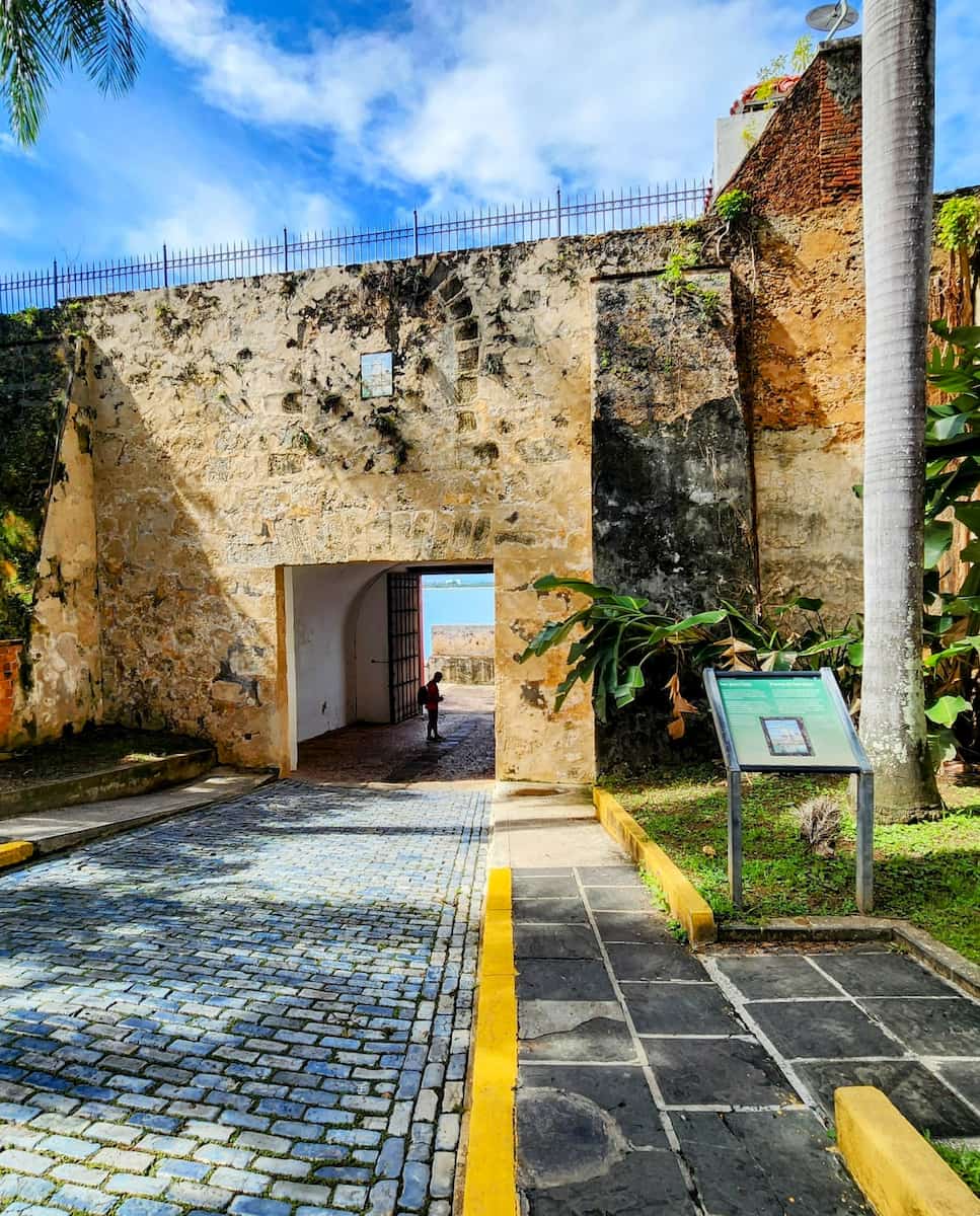 Puerta de San Juan Puerta de San Juan