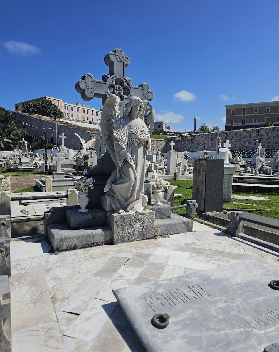 Santa María Magdalena de Pazzis Cemetery Santa María Magdalena de Pazzis Cemetery