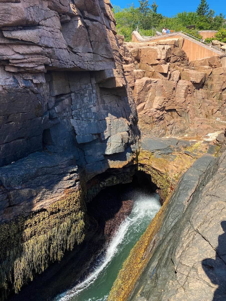 Thunder Hole, Bar Harbor, Maine Thunder Hole, Bar Harbor, Maine