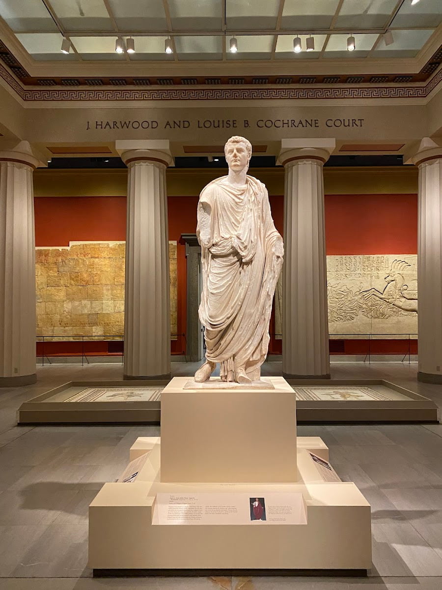 Inside of Virginia Museum of Fine Arts, Richmond, VA Inside of Virginia Museum of Fine Arts, Richmond, VA